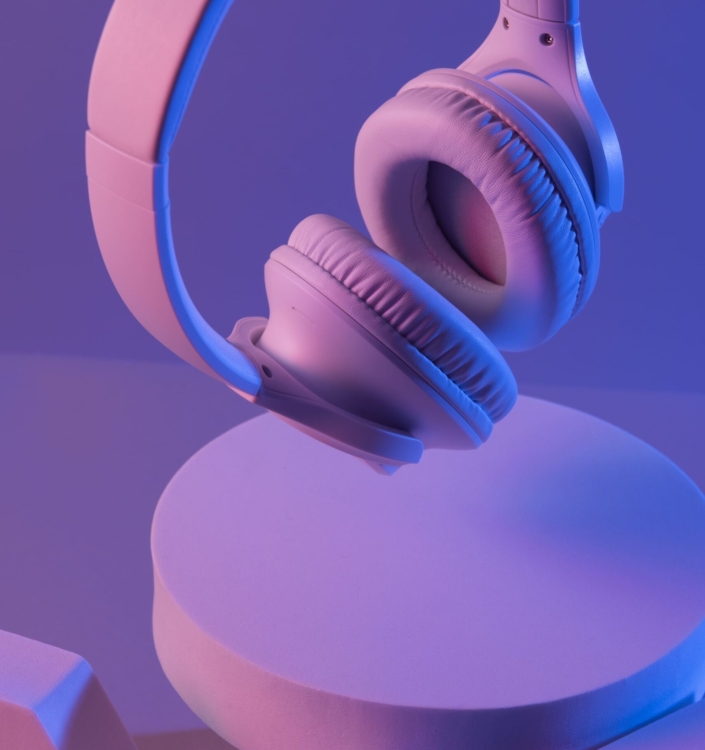 still-life-wireless-cyberpunk-headphones (1) (1)
